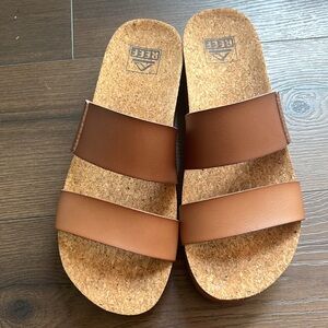 Reef cushion vista hi sandals size 7.5